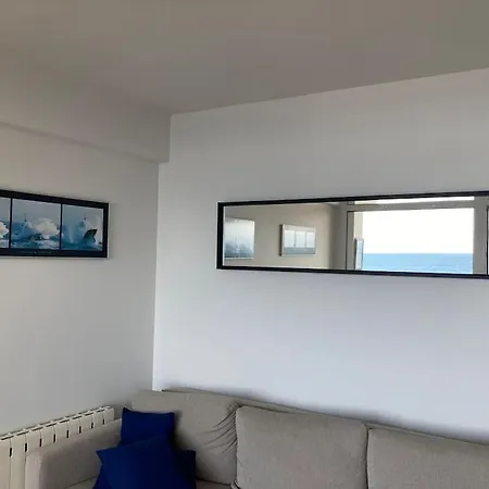 Vistas Al Mar-wifi En Apartment Castro Urdiales