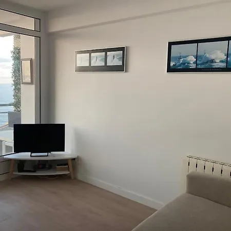 Vistas Al Mar-wifi En Apartment