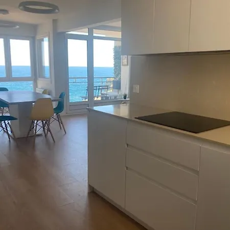 Vistas Al Mar-wifi En Apartment *